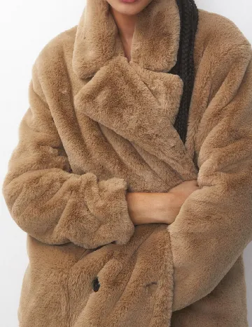 Palton Pull&Bear, maro Maro
