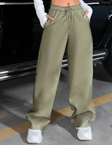 Pantaloni SHEIN, kaki Verde