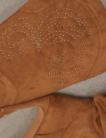 Cizme PrettyLittleThing, maro Maro