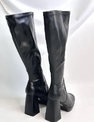 Cizme PrettyLittleThing, negru Negru