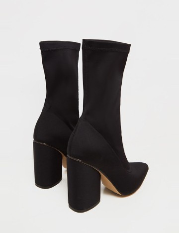 Botine PrettyLittleThing, negru