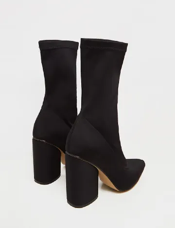 Botine PrettyLittleThing, negru Negru