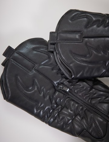 Cizme PrettyLittleThing, negru