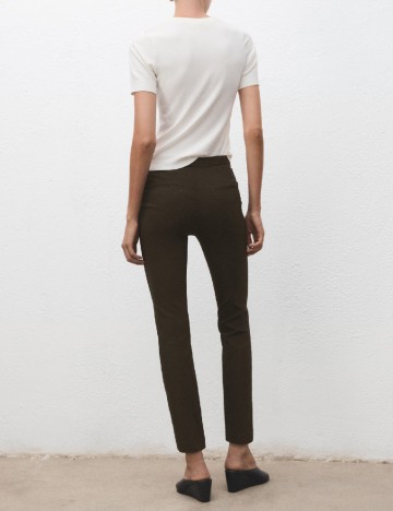 Pantaloni Mango, kaki