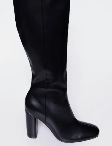 Cizme PrettyLittleThing, negru Negru