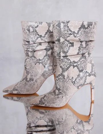 Botine PrettyLittleThing, imprimeu sarpe Animal print