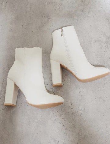 Botine PrettyLittleThing, alb