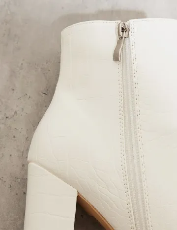 Botine PrettyLittleThing, alb Alb