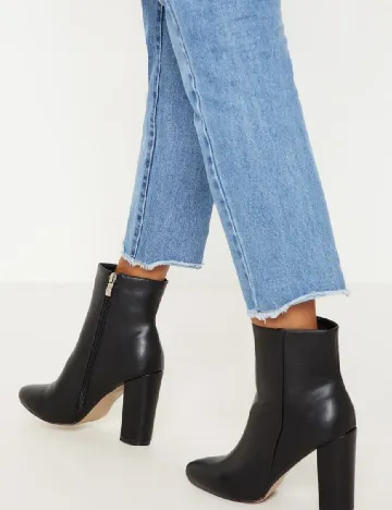 Botine PrettyLittleThing, negru Negru