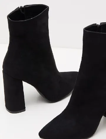 Botine PrettyLittleThing, negru Negru
