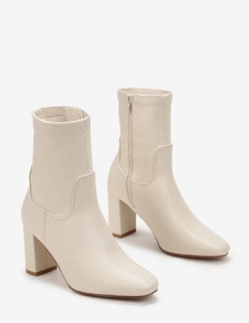 Botine PrettyLittleThing, crem