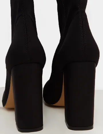 Cizme PrettyLittleThing, negru Negru