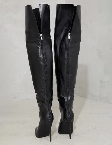 Cizme PrettyLittleThing, negru Negru
