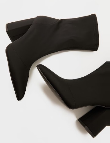 Botine PrettyLittleThing, negru