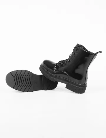 Ghete PrettyLittleThing, negru Negru