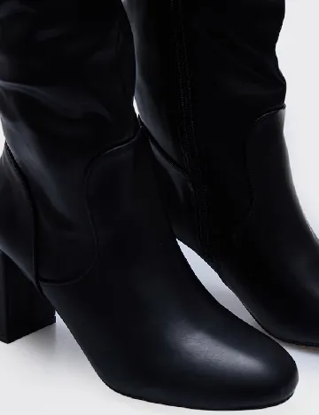 Cizme PrettyLittleThing, negru Negru