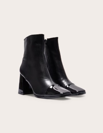 Botine PrettyLittleThing, negru