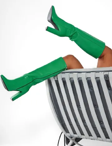 Cizme PrettyLittleThing, verde Verde