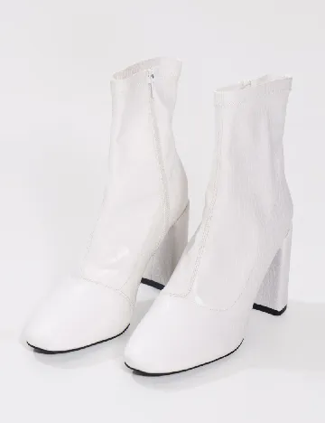 Botine PrettyLittleThing, alb Alb