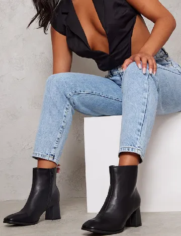 Botine PrettyLittleThing, negru Negru