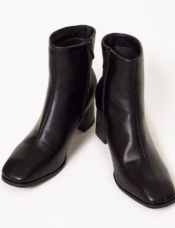 Botine PrettyLittleThing, negru