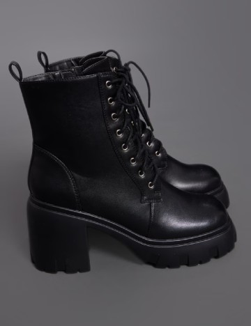 Botine PrettyLittleThing, negru