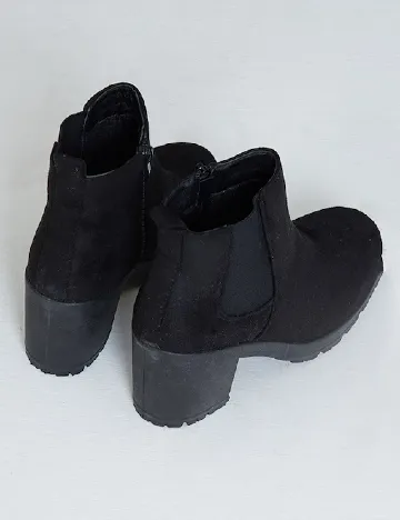 Botine PrettyLittleThing, negru Negru