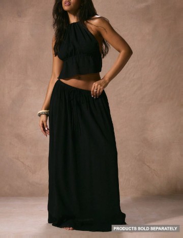 Fusta Musera, negru