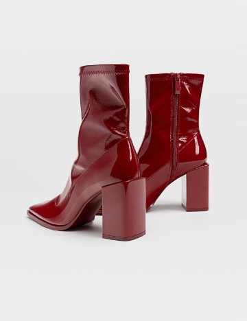 Botine Stradivarius, visiniu