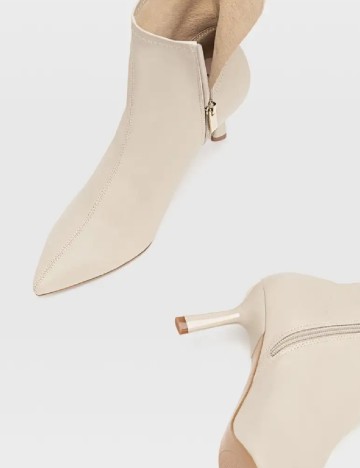 Botine Stradivarius, crem
