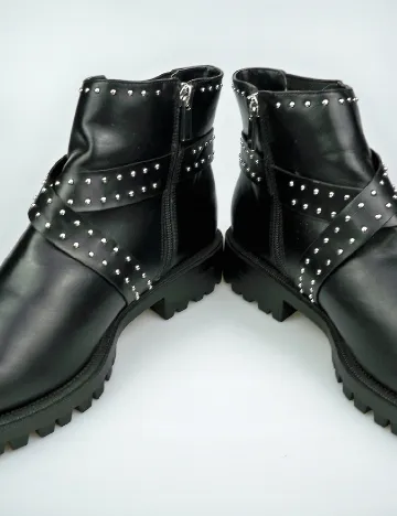 Ghete Stradivarius, negru Negru