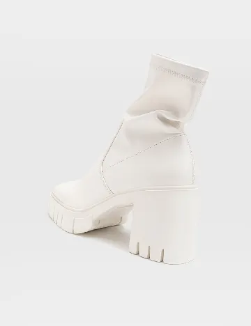 Botine Stradivarius, alb Alb