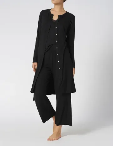 Maiou Triumph, negru Negru