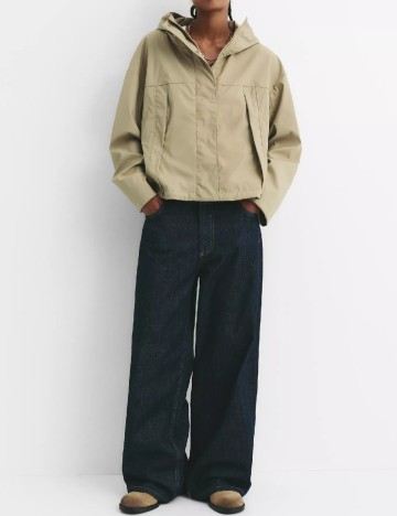 Jacheta de ploaie Pull&Bear, bej