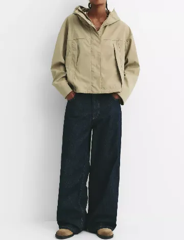 Jacheta de ploaie Pull&Bear, bej Crem