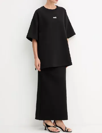 Tricou Gestuz, negru Negru