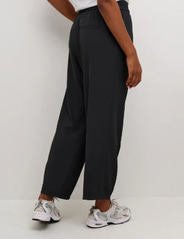 Pantaloni Kaffe, negru