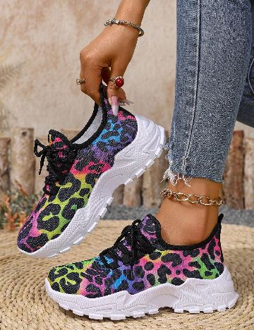 Adidasi SHEIN, mix culori