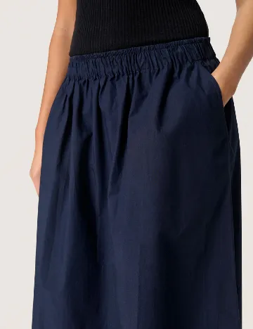 Fusta Soaked In Luxury, bleumarin Albastru