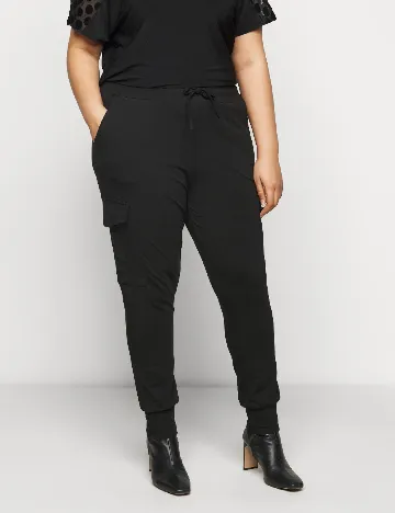 Pantaloni Kaffe Curve, negru Negru