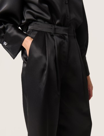 Pantaloni Soaked In Luxury, negru