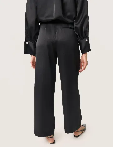 Pantaloni Soaked In Luxury, negru Negru