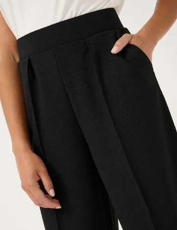 Pantaloni Cream, negru Negru