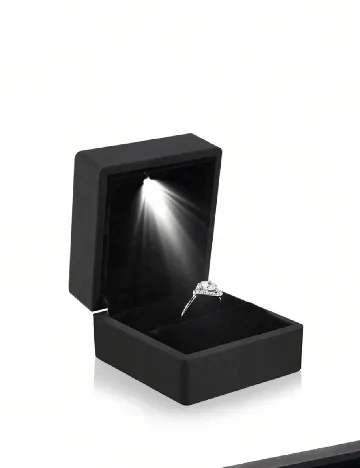 Cutie cu led pentru inel SHEIN, negru Negru