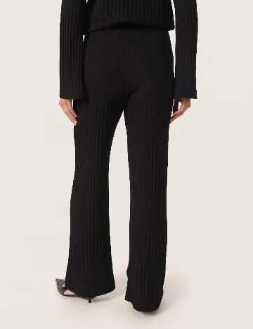 Pantaloni Soaked In Luxury, negru Negru