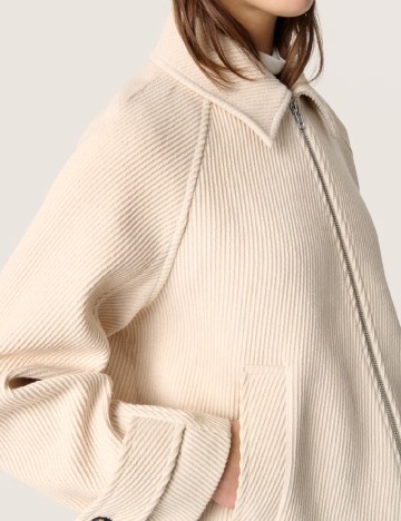 Jacheta Soaked In Luxury, crem