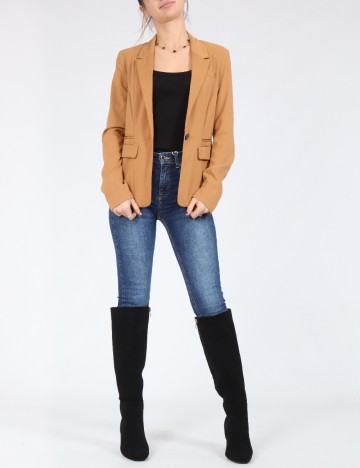 Sacou Bershka, maro