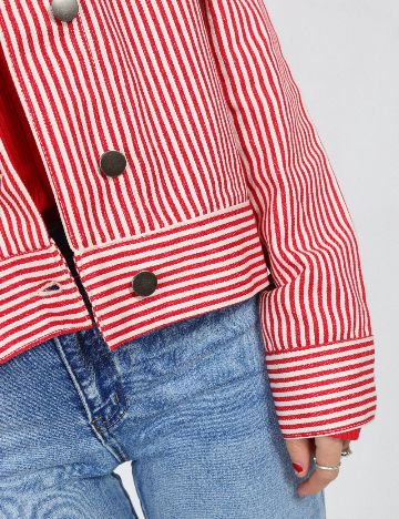 Jacheta Saint Tropez, rosu