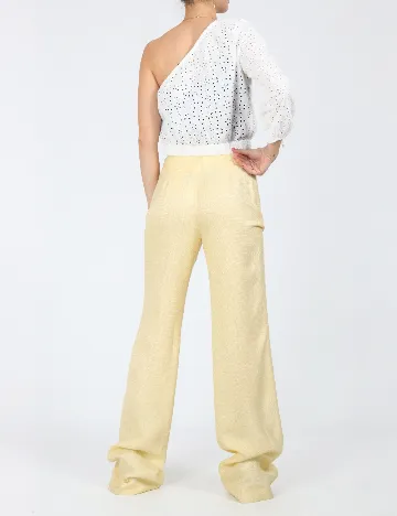 Top Bershka, alb Alb