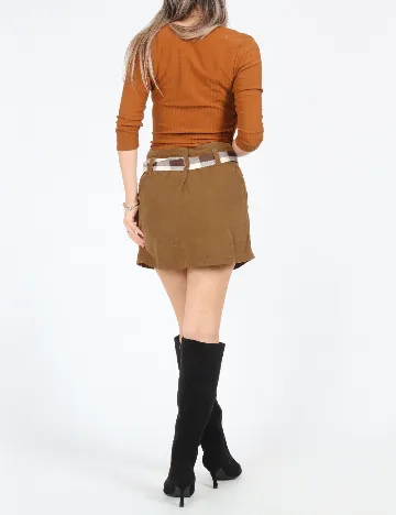 Fusta Bershka, maro Maro